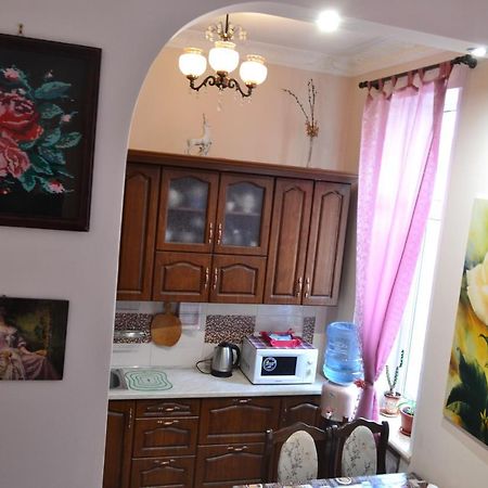 Apartment On Shevchenka Boulevard Ternopil Luaran gambar
