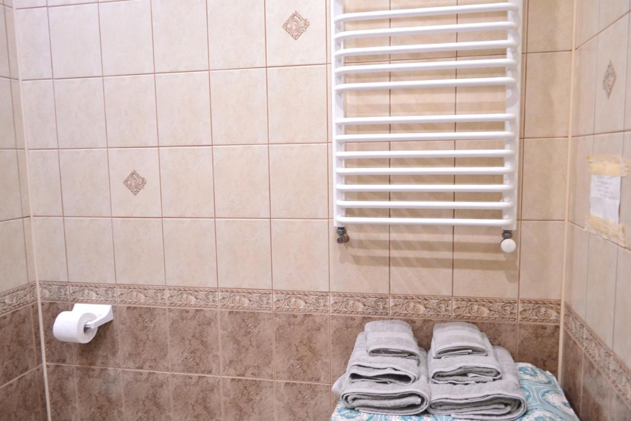 Apartment On Shevchenka Boulevard Ternopil Luaran gambar