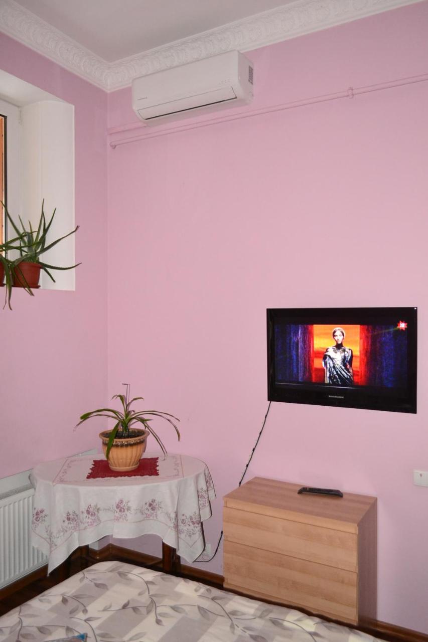 Apartment On Shevchenka Boulevard Ternopil Luaran gambar